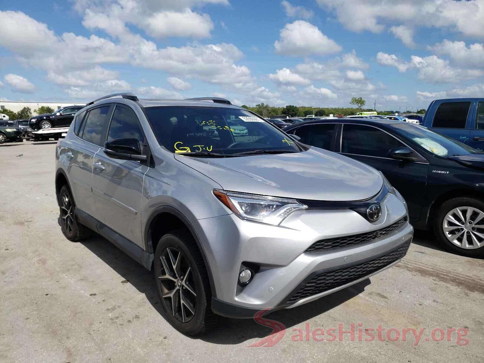 2T3NFREV7JW453980 2018 TOYOTA RAV4