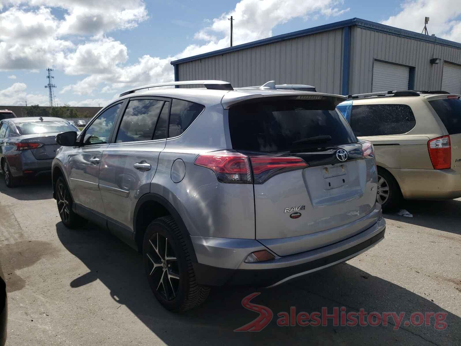 2T3NFREV7JW453980 2018 TOYOTA RAV4