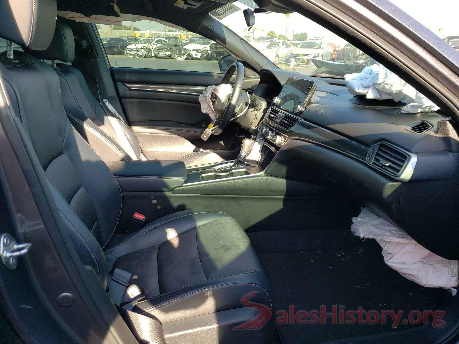 1HGCV1F3XJA177299 2018 HONDA ACCORD