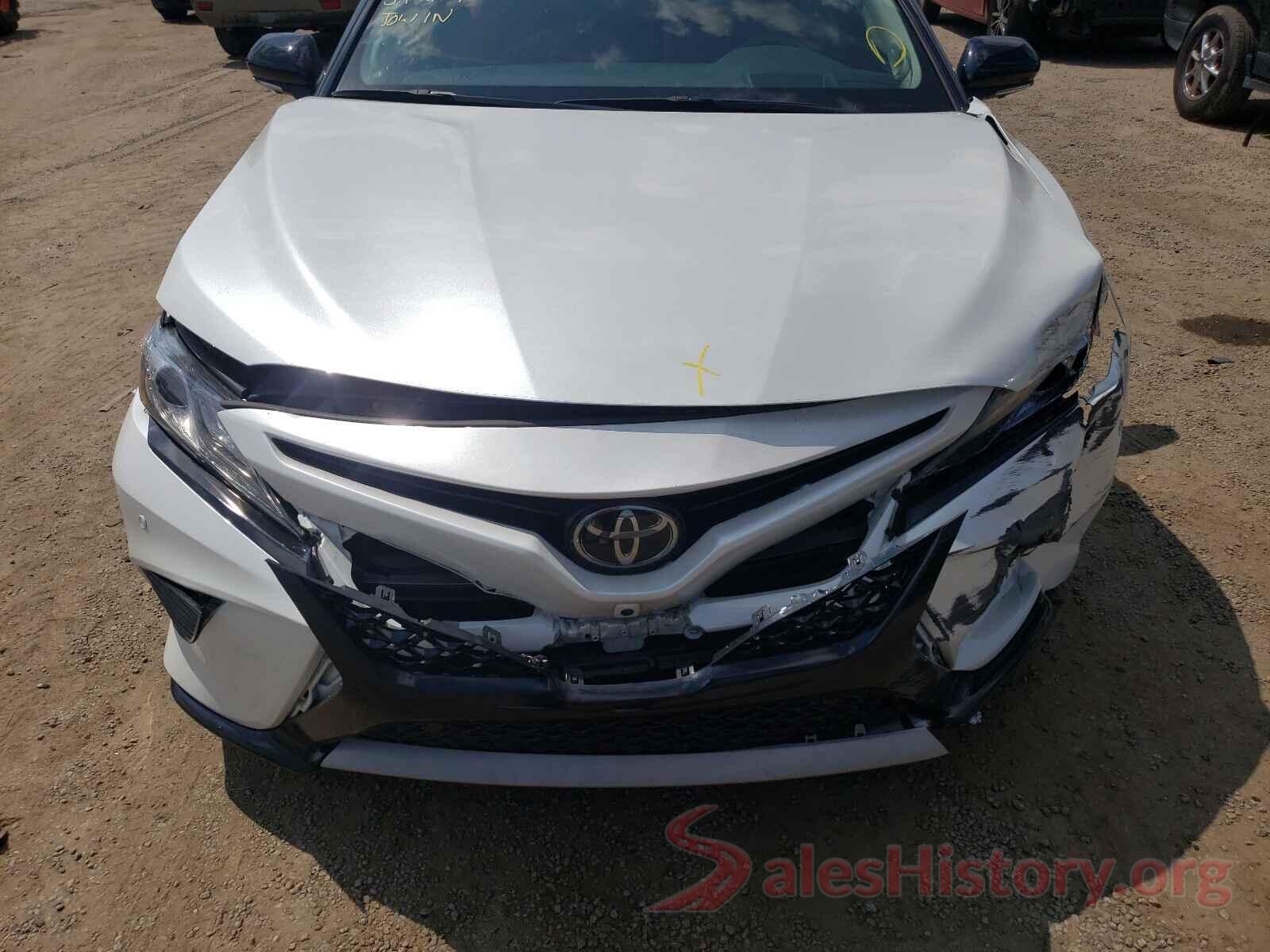 4T1B61HK6JU051057 2018 TOYOTA CAMRY