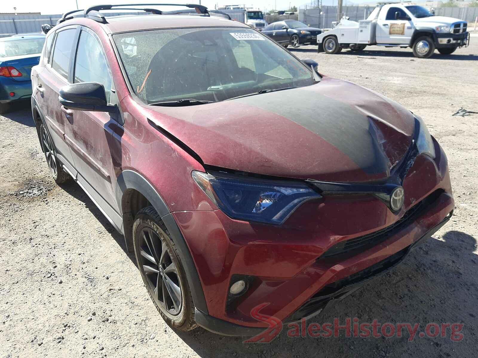 2T3RFREV8JW778221 2018 TOYOTA RAV4