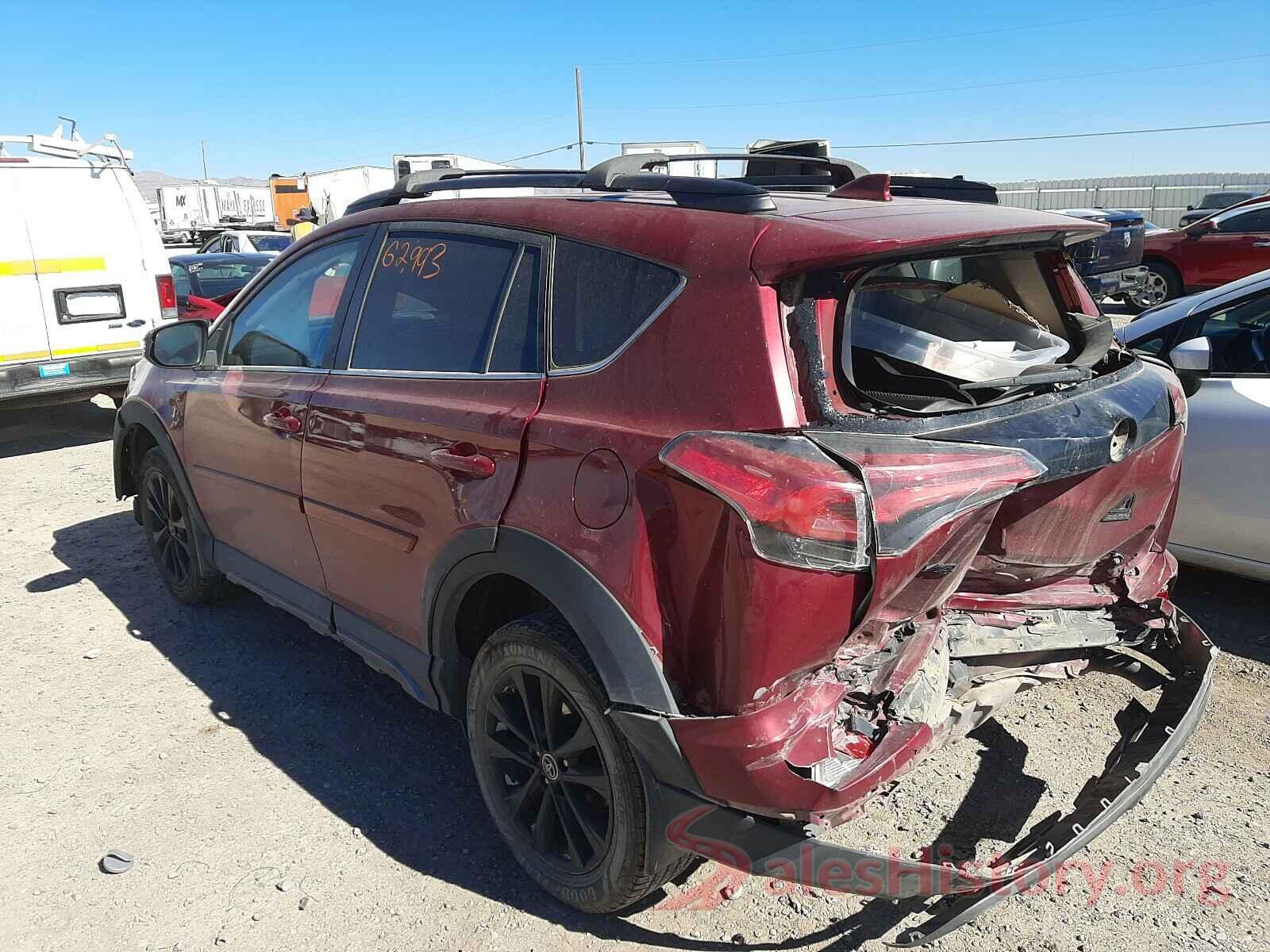 2T3RFREV8JW778221 2018 TOYOTA RAV4