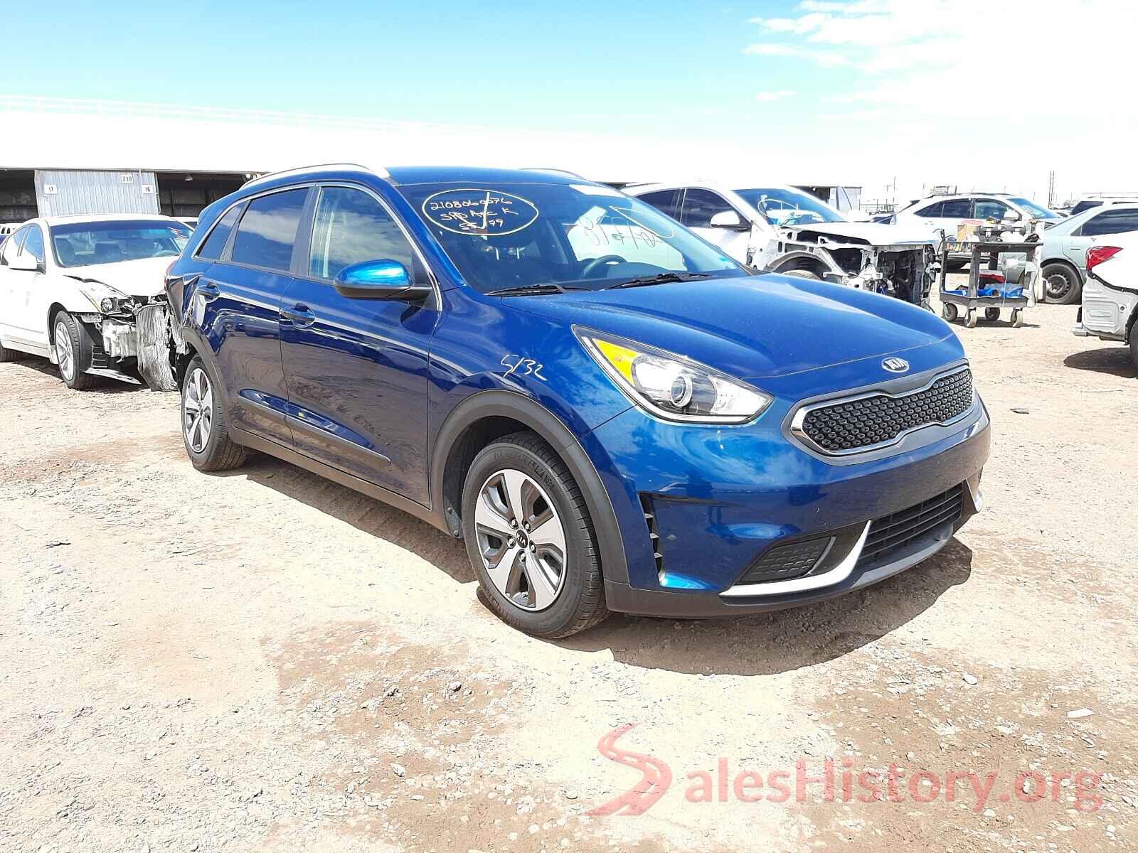 KNDCB3LC6J5119528 2018 KIA NIRO