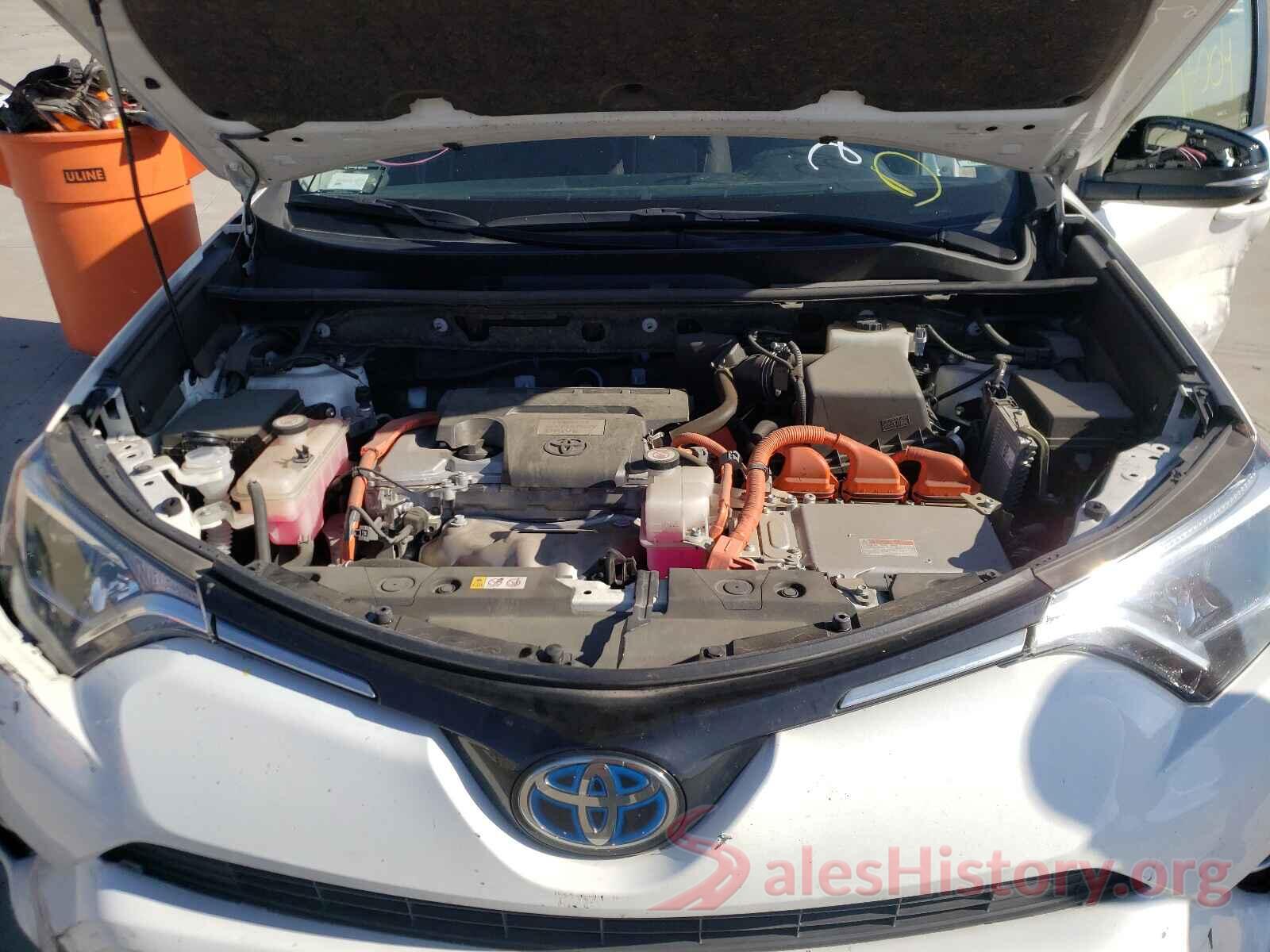 JTMRJREV4JD210477 2018 TOYOTA RAV4