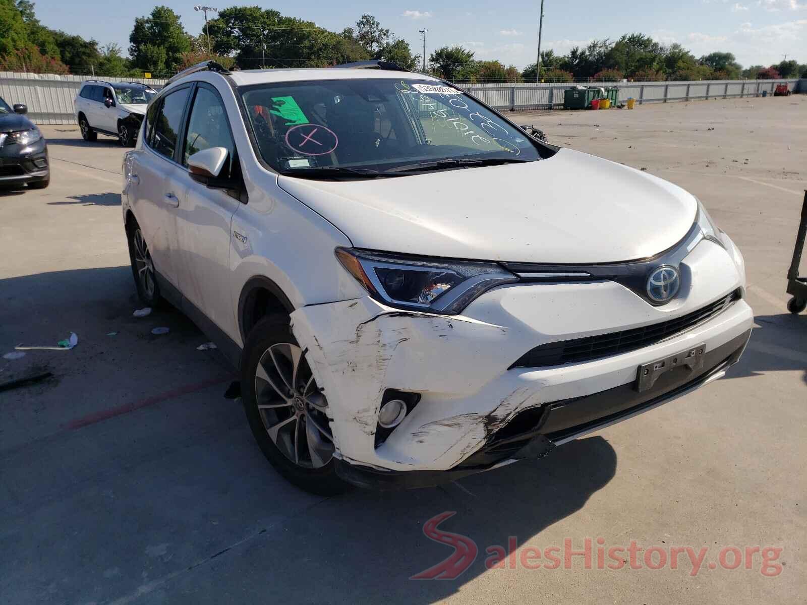 JTMRJREV4JD210477 2018 TOYOTA RAV4