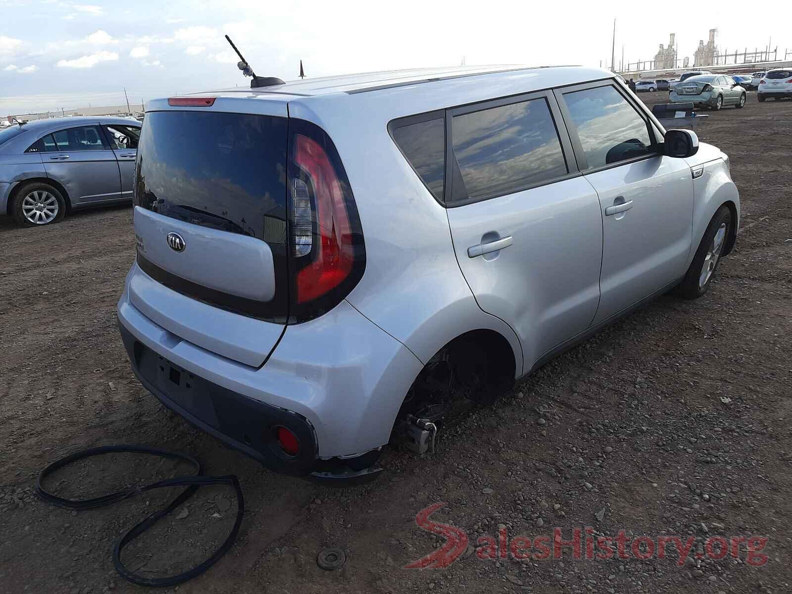 KNDJN2A2XJ7537081 2018 KIA SOUL