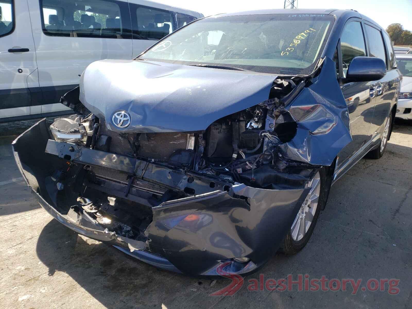 5TDDZ3DC8HS173545 2017 TOYOTA SIENNA