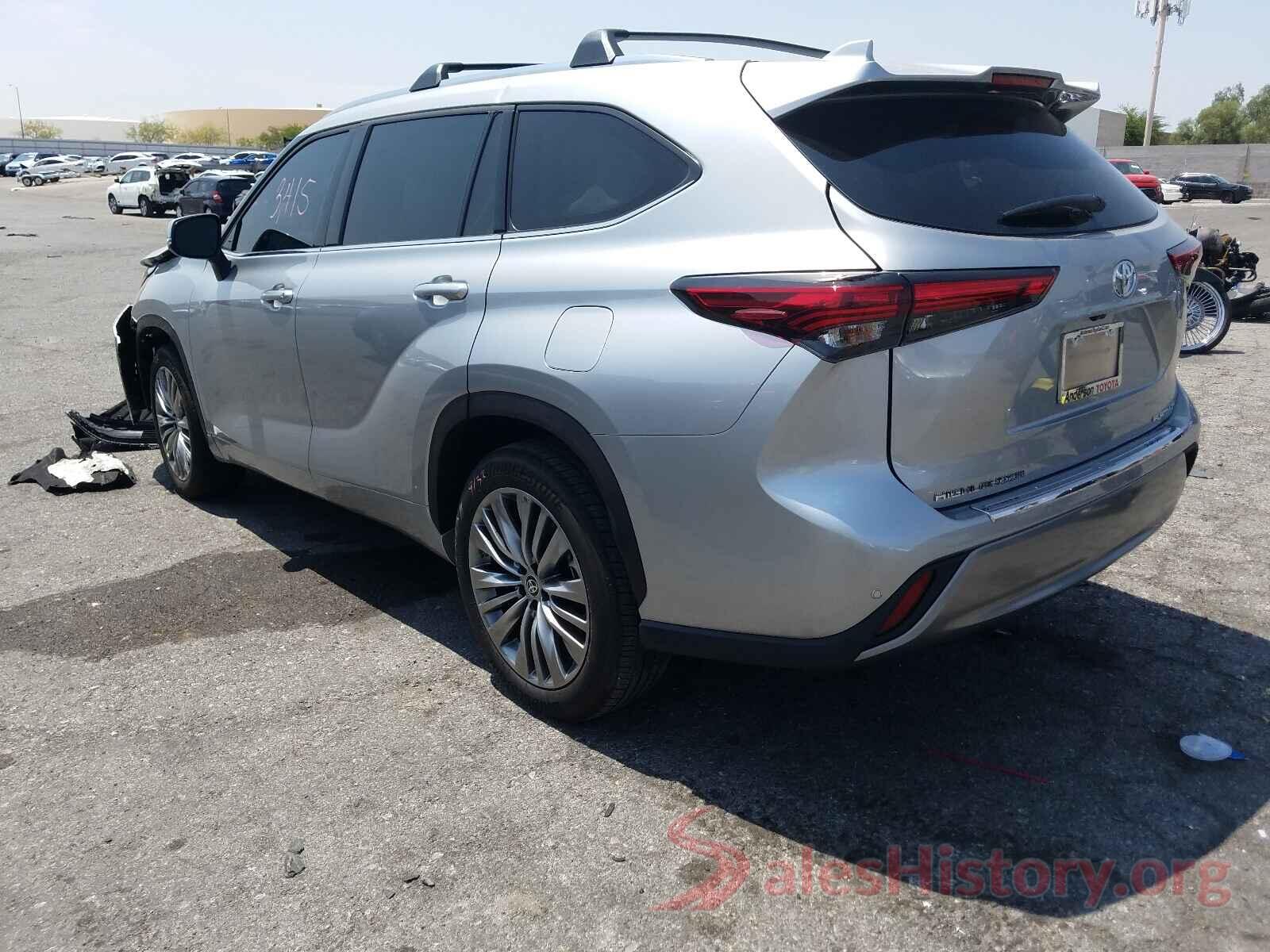 5TDFZRAH3MS070054 2021 TOYOTA HIGHLANDER