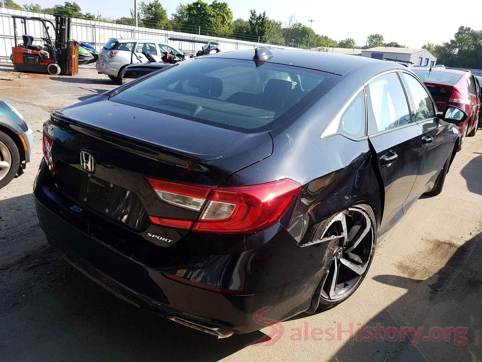 1HGCV1F33JA256426 2018 HONDA ACCORD