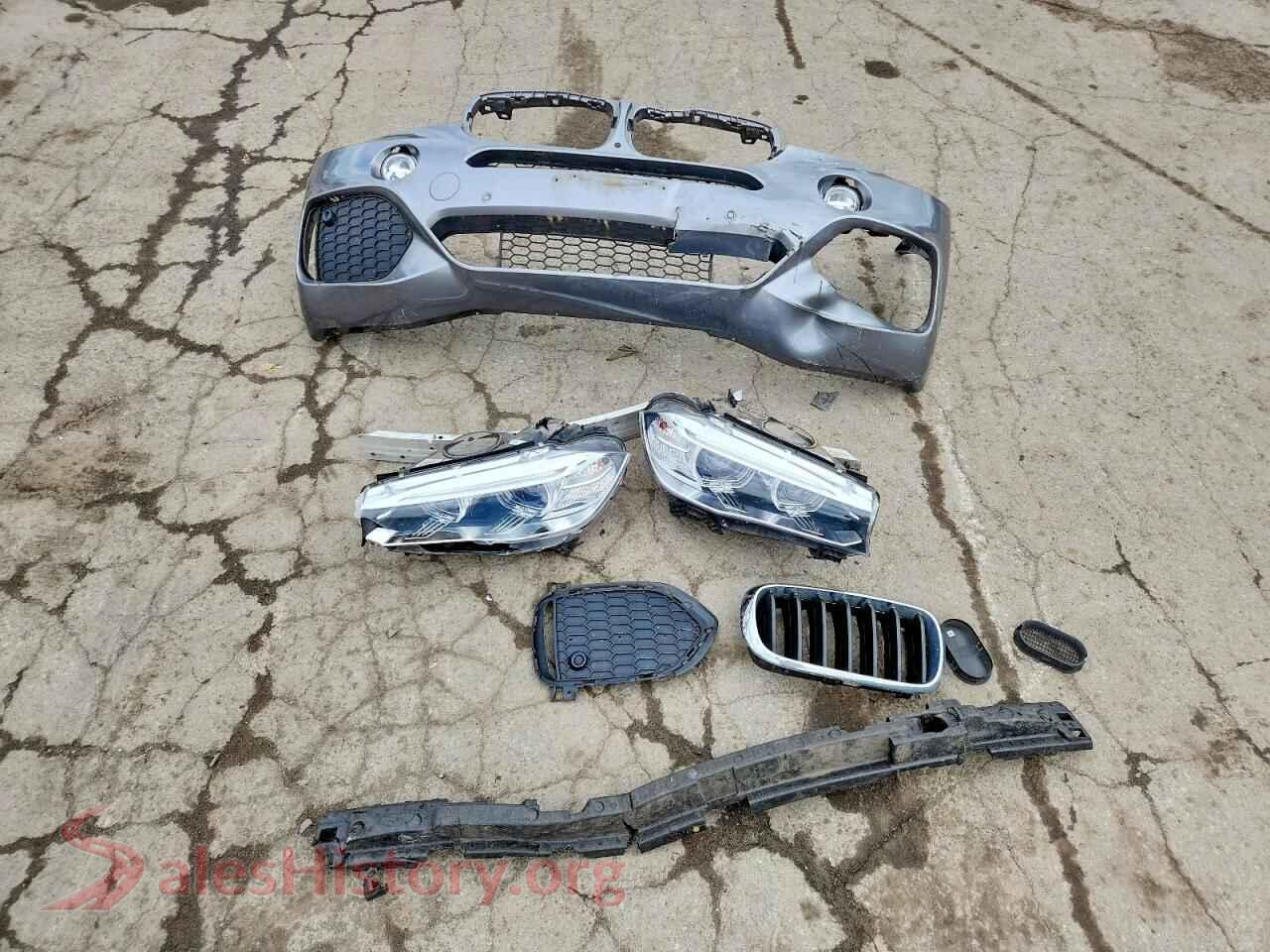 2017 BMW X5 VIN 5UXKR0C39H0V81559, trunk area
