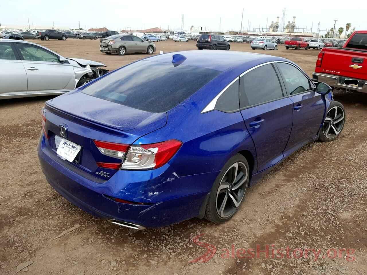 1HGCV2F30JA053953 2018 HONDA ACCORD