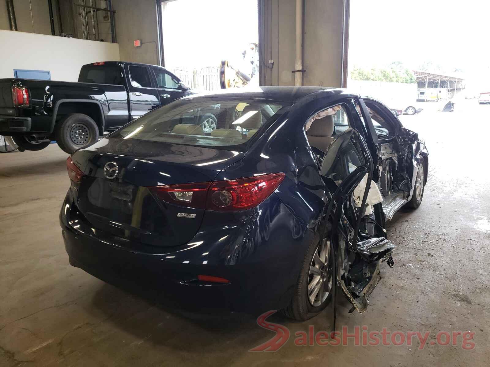 JM1BN1U7XH1116447 2017 MAZDA 3