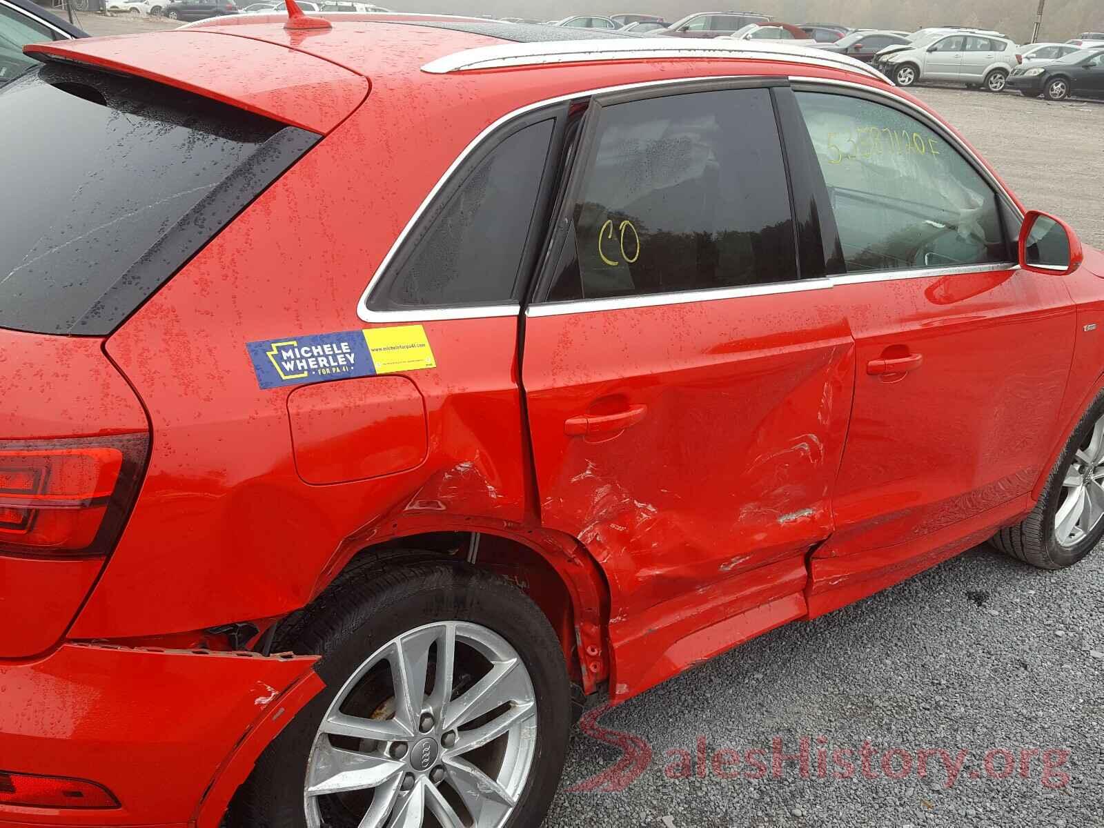 WA1JCCFS1JR020030 2018 AUDI Q3