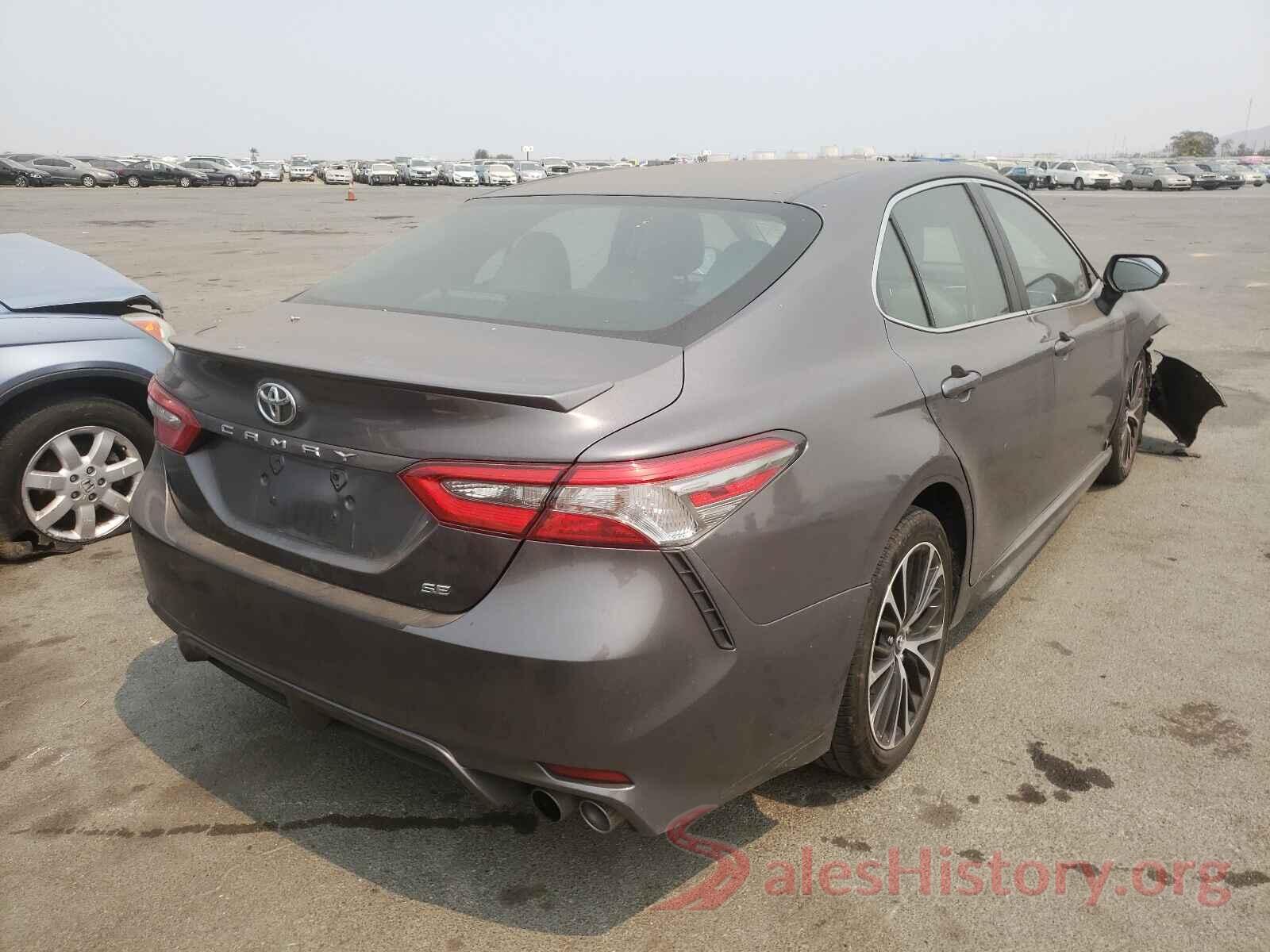 4T1B11HK6JU553131 2018 TOYOTA CAMRY