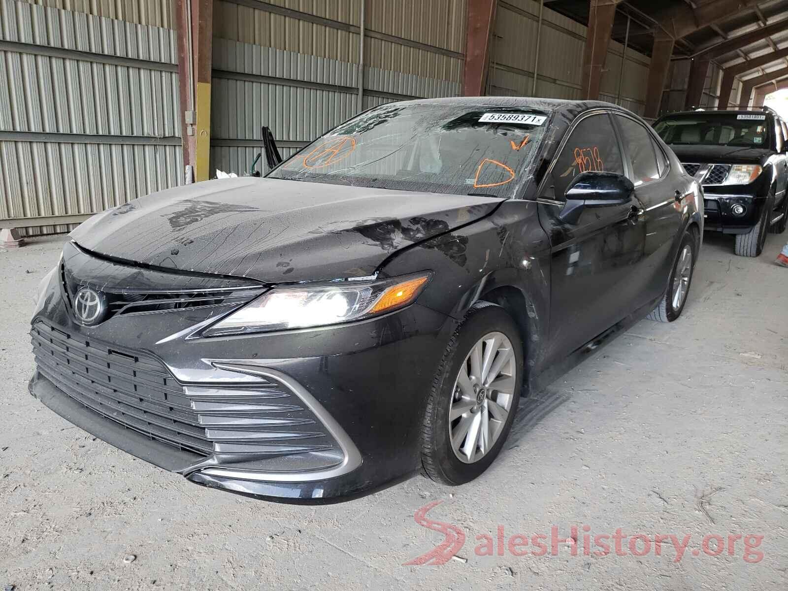 4T1C11AK0MU558117 2021 TOYOTA CAMRY