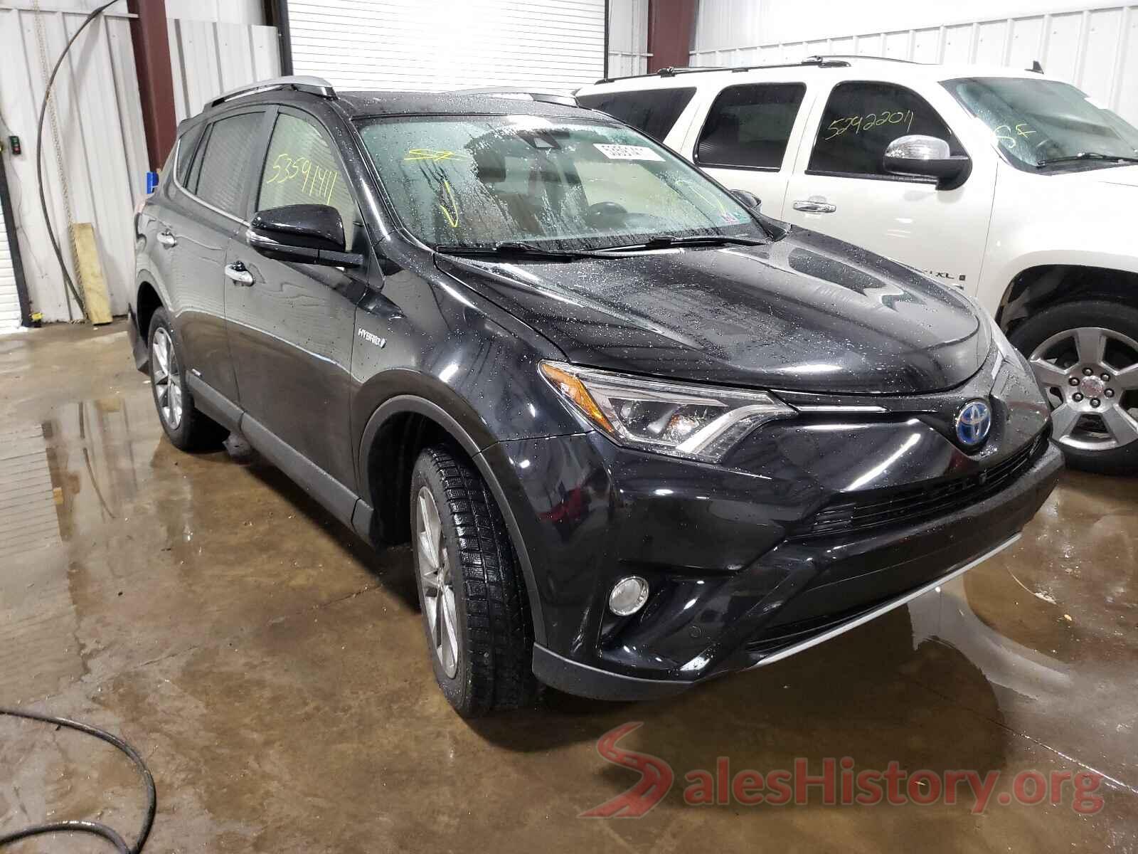 JTMDJREV9HD097775 2017 TOYOTA RAV4