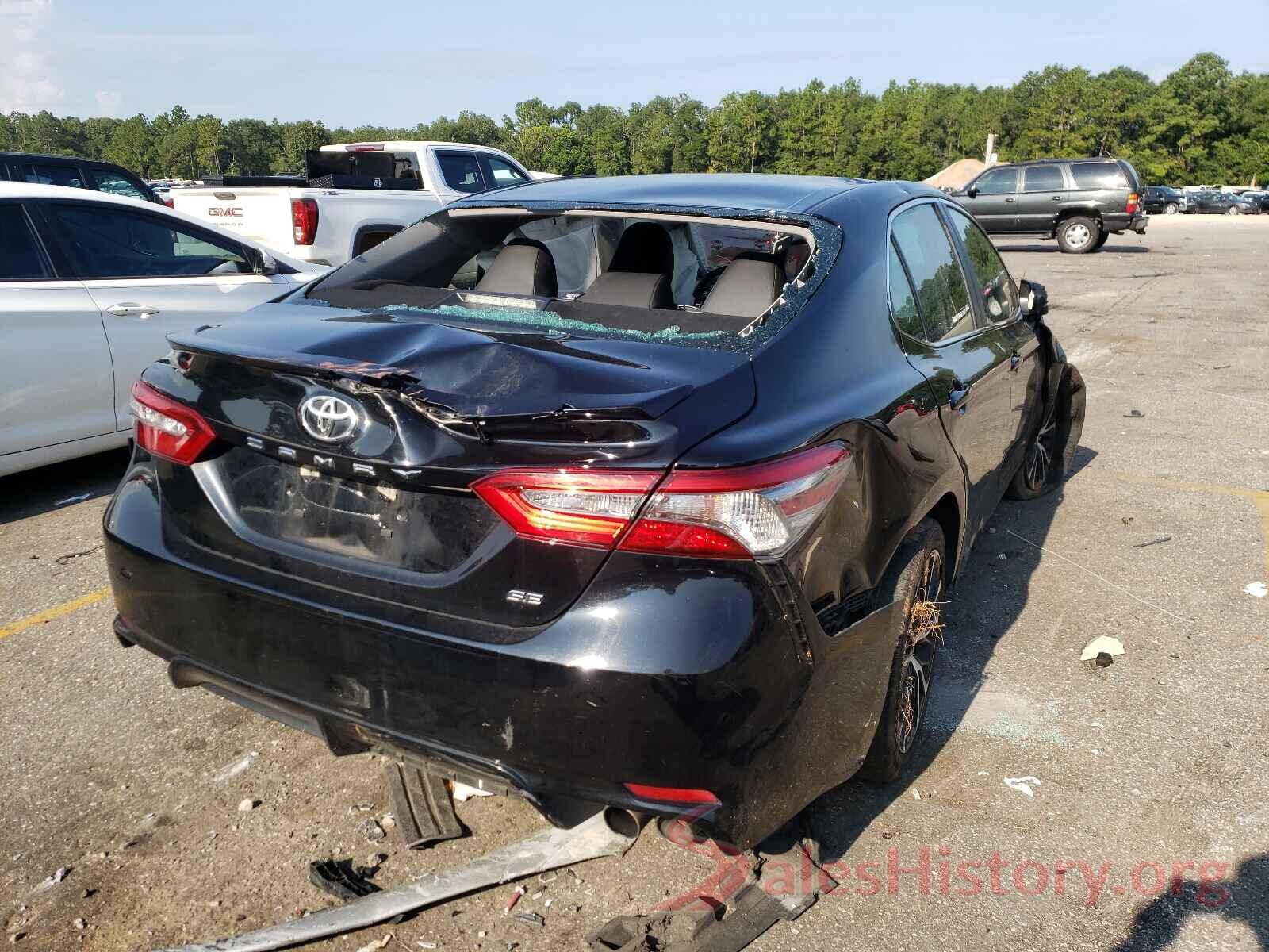 4T1B11HK0JU609791 2018 TOYOTA CAMRY