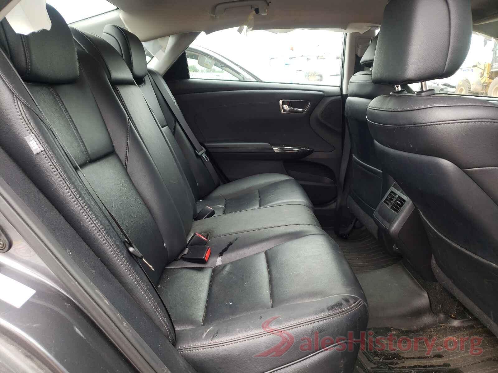 4T1BD1EB3JU064505 2018 TOYOTA AVALON