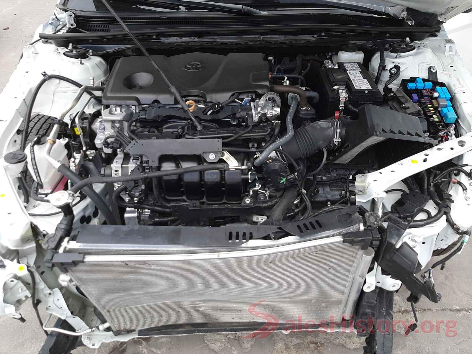 4T1C11AK9MU431558 2021 TOYOTA CAMRY