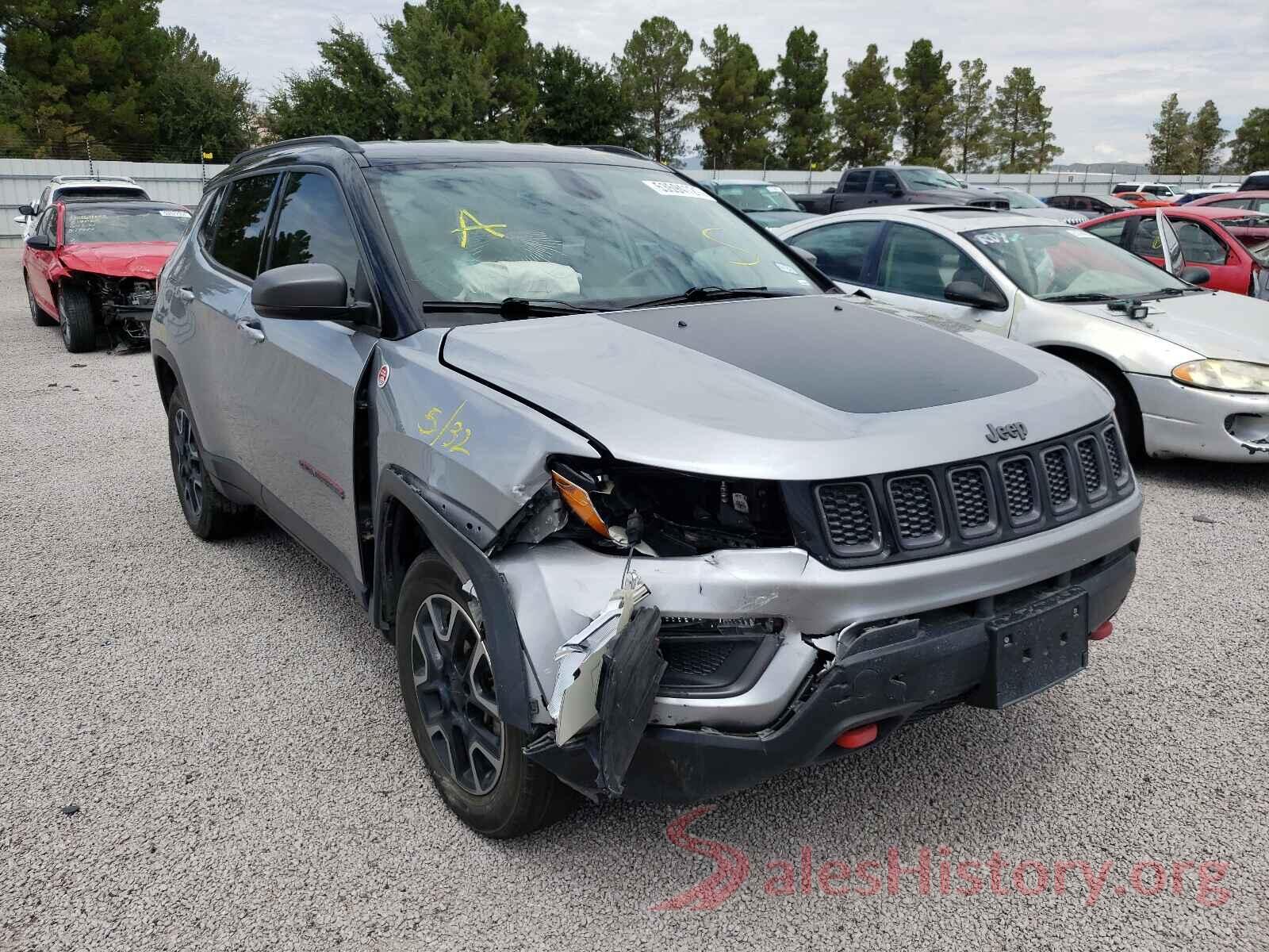 3C4NJDDB2KT649861 2019 JEEP COMPASS