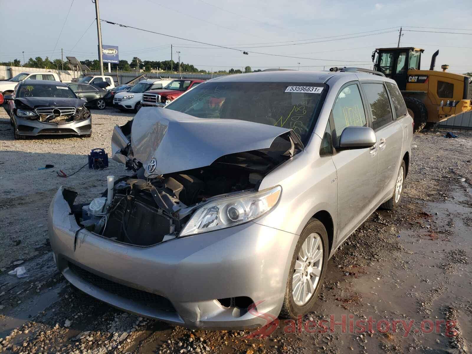 5TDJZ3DC2HS150457 2017 TOYOTA SIENNA