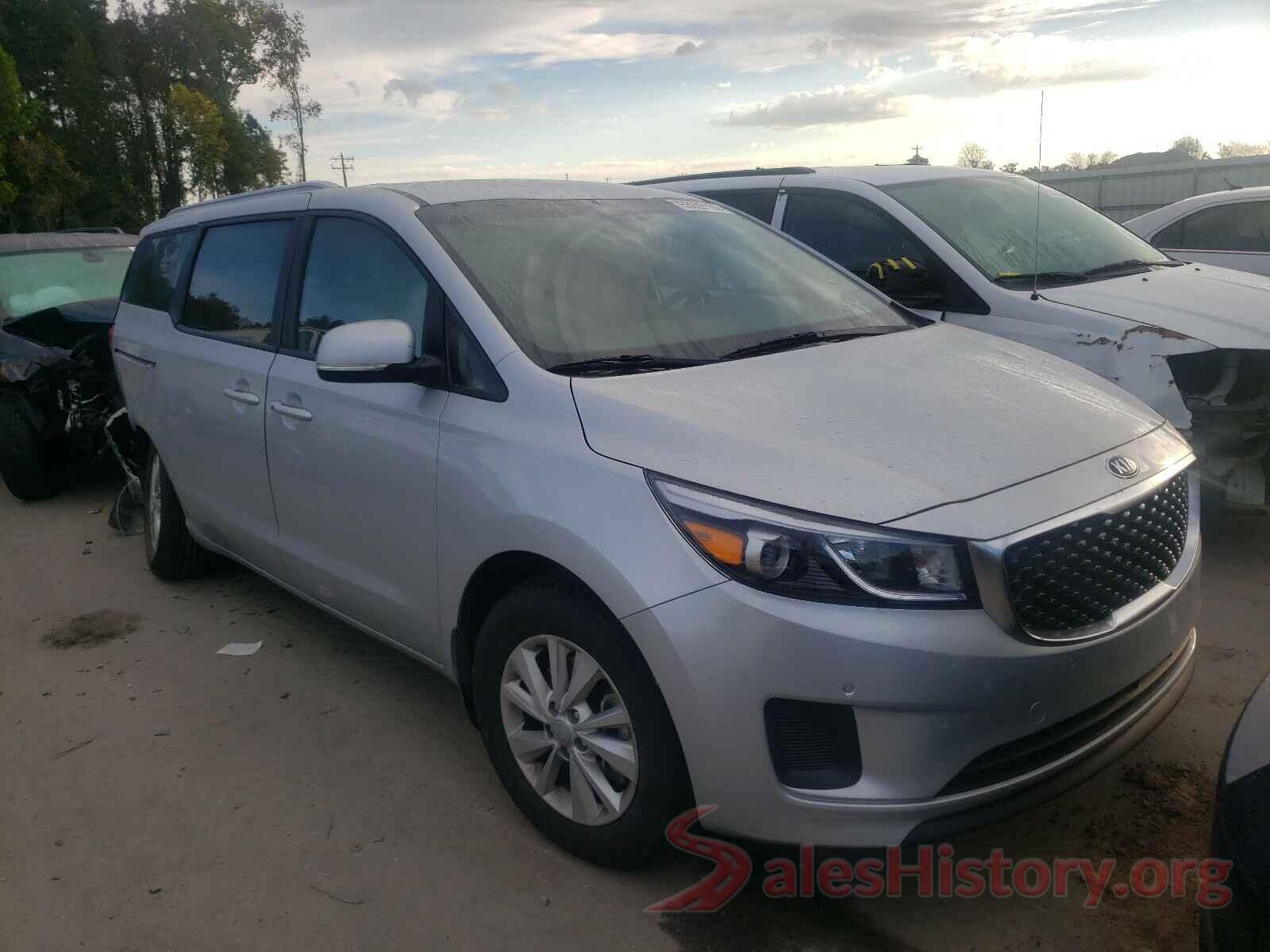 KNDMB5C1XJ6407674 2018 KIA SEDONA