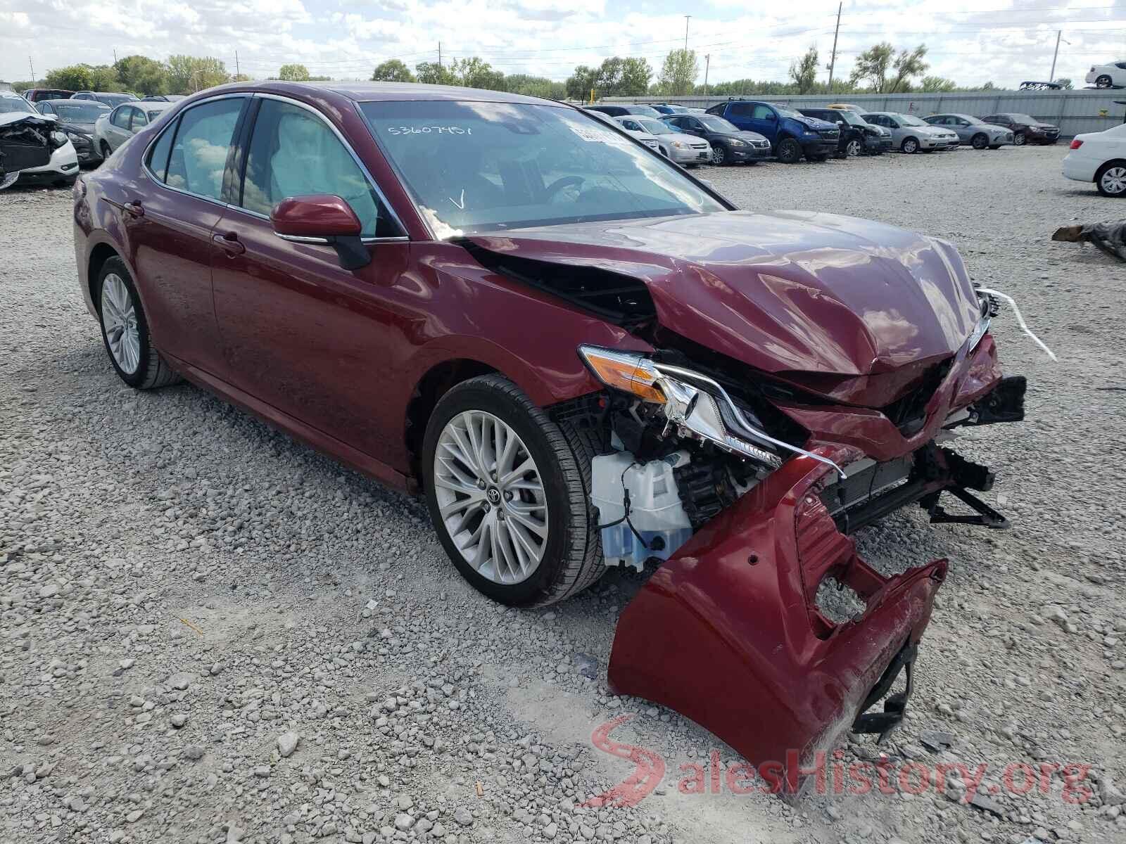 4T1B11HK2JU512060 2018 TOYOTA CAMRY