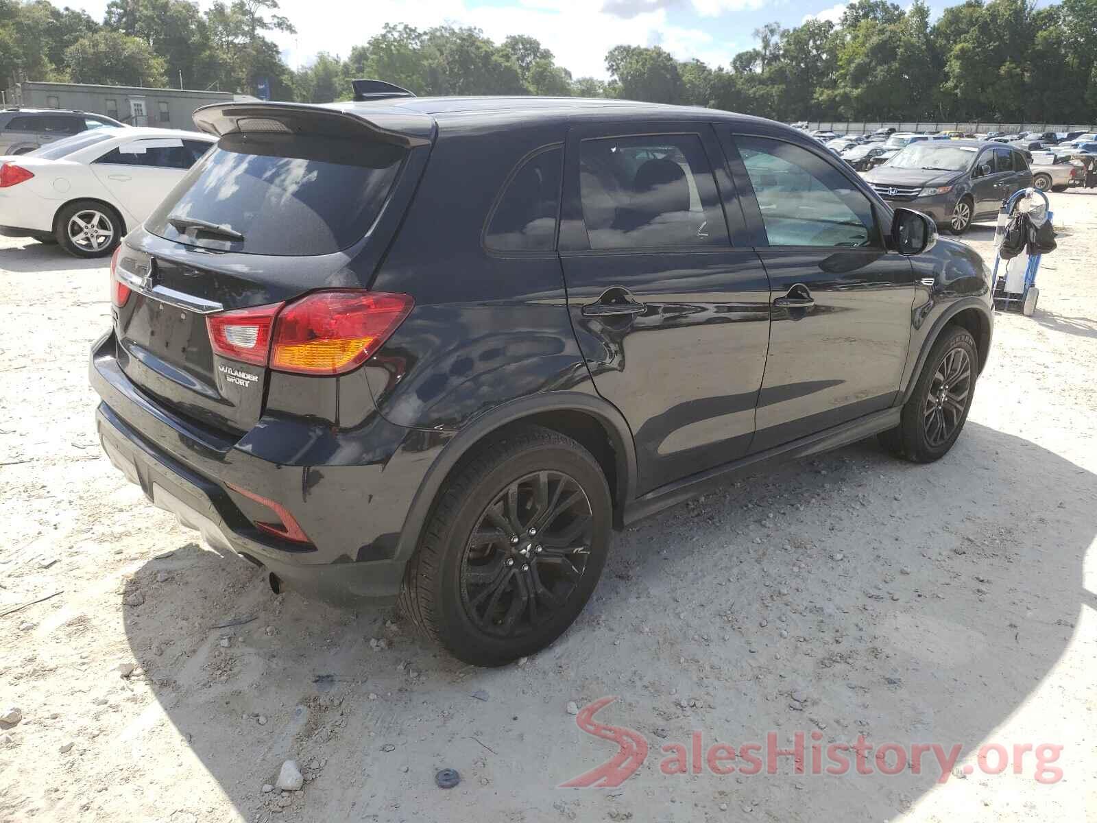 JA4AP3AU0JU014276 2018 MITSUBISHI OUTLANDER