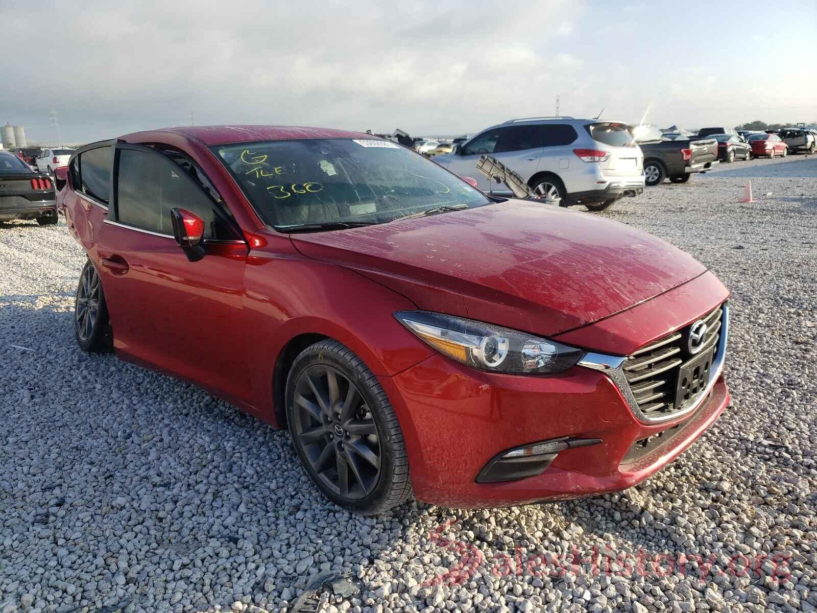 3MZBN1V3XJM267578 2018 MAZDA 3