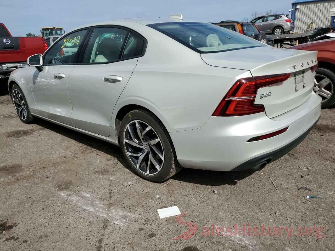 7JR102FK7LG037715 2020 VOLVO S60