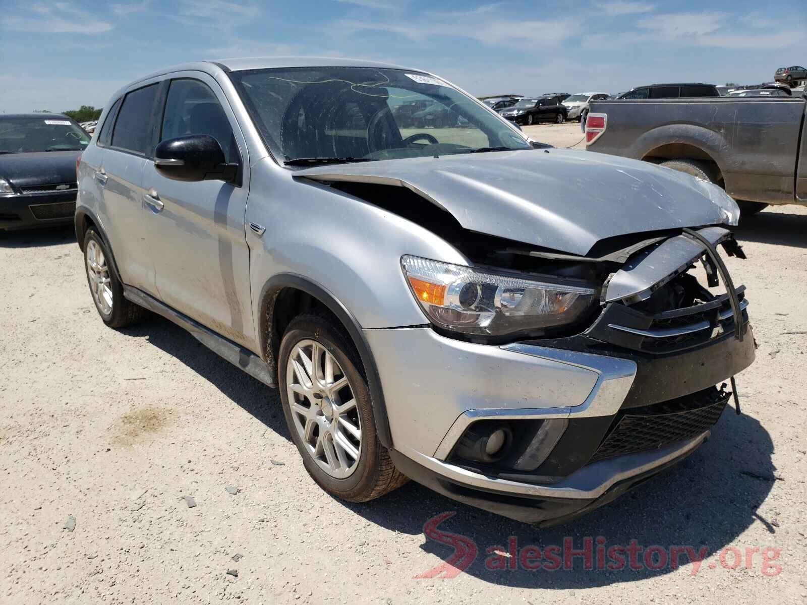 JA4AP3AU4JU011512 2018 MITSUBISHI OUTLANDER