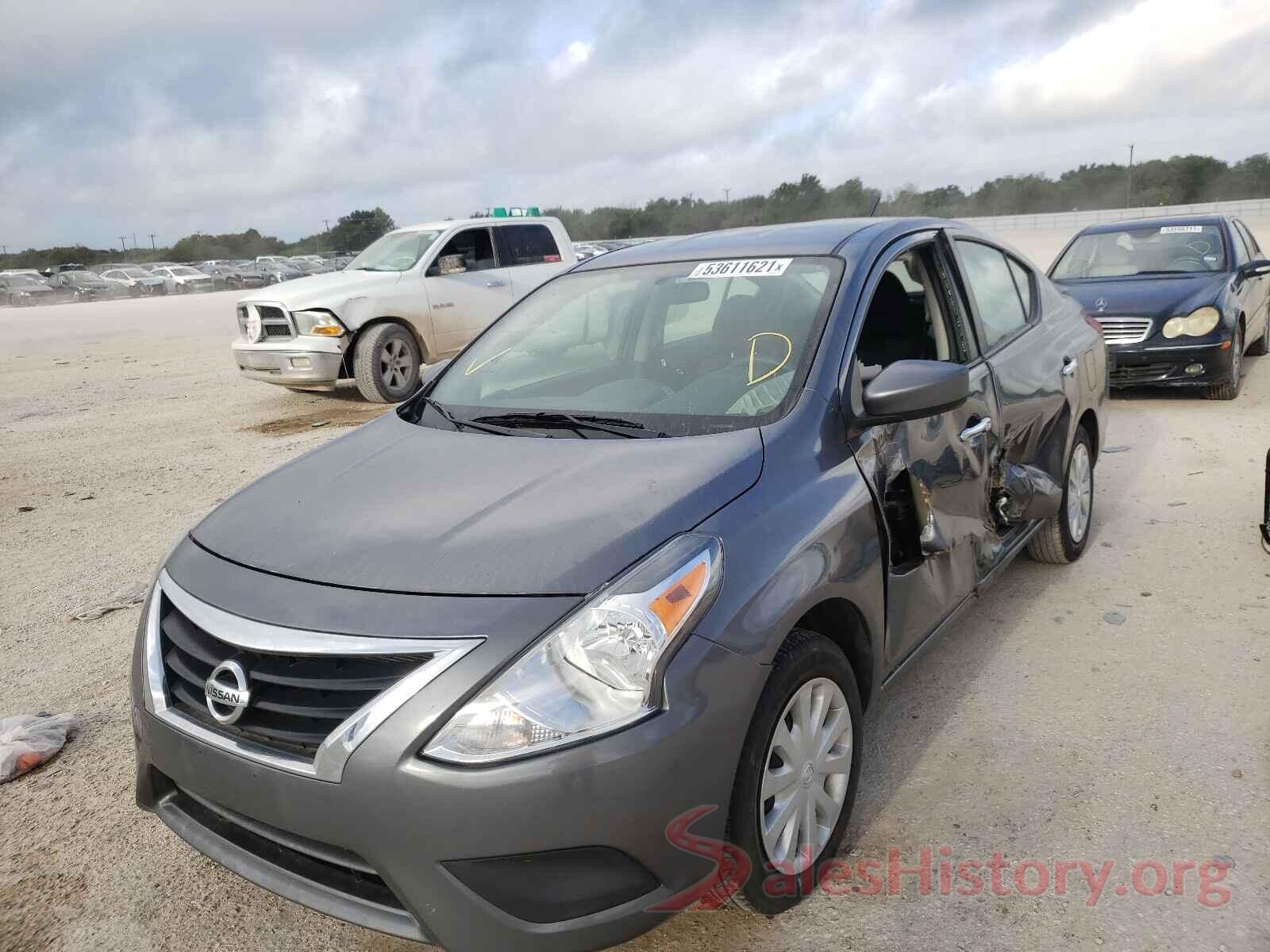 3N1CN7AP5KL875246 2019 NISSAN VERSA