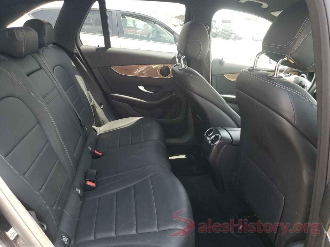 WDC0G4JBXJV037560 2018 MERCEDES-BENZ GLC-CLASS