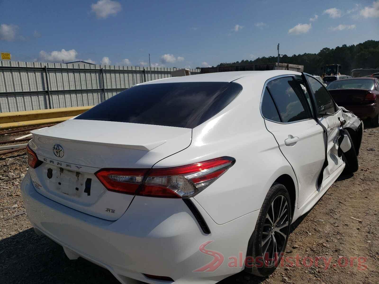 4T1B11HK1JU037291 2018 TOYOTA CAMRY