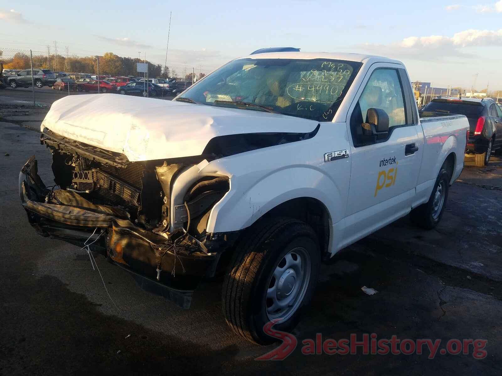 1FTMF1CB1JFD61237 2018 FORD F150