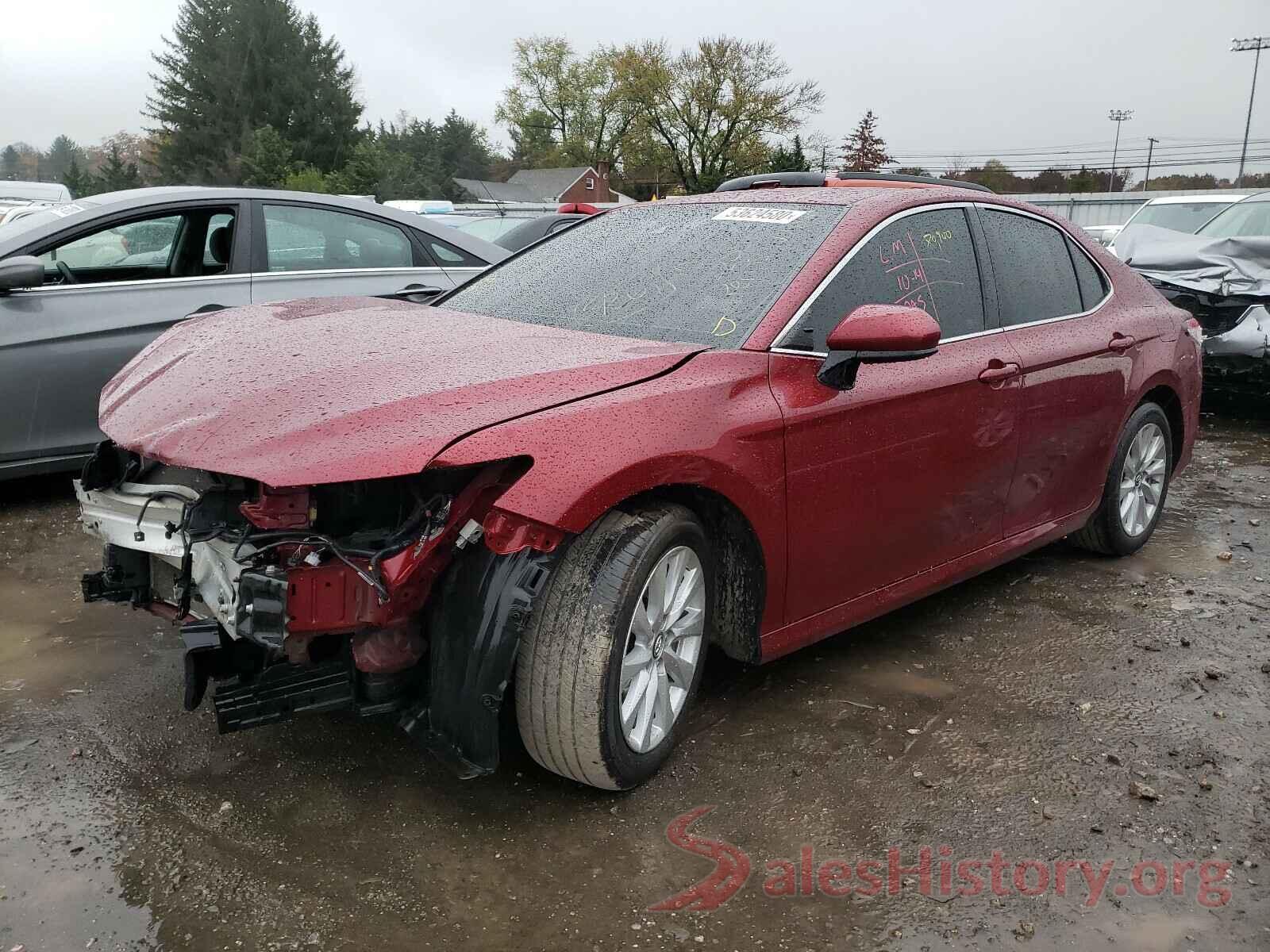 4T1B11HK1JU564361 2018 TOYOTA CAMRY