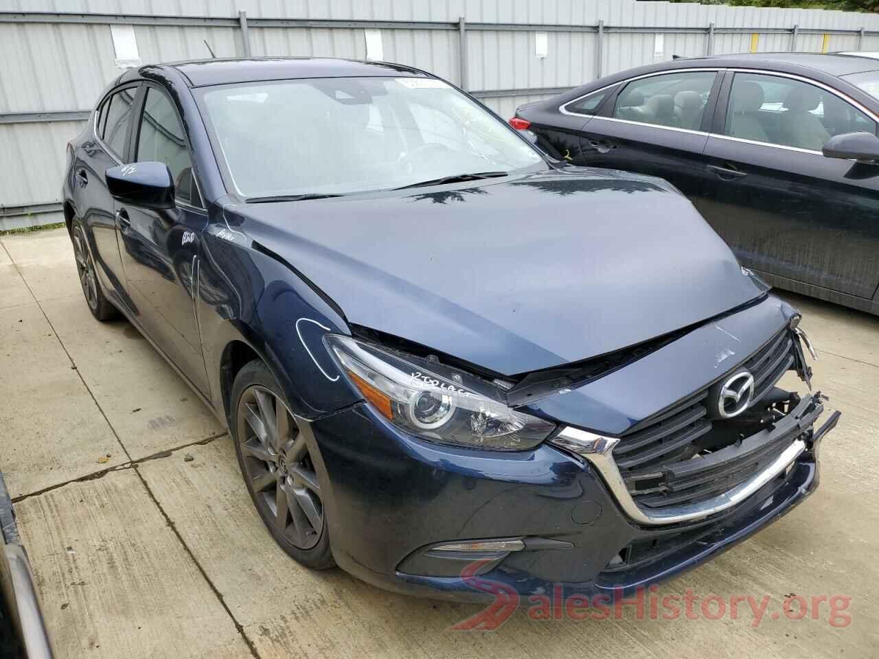 3MZBN1L3XJM252176 2018 MAZDA 3