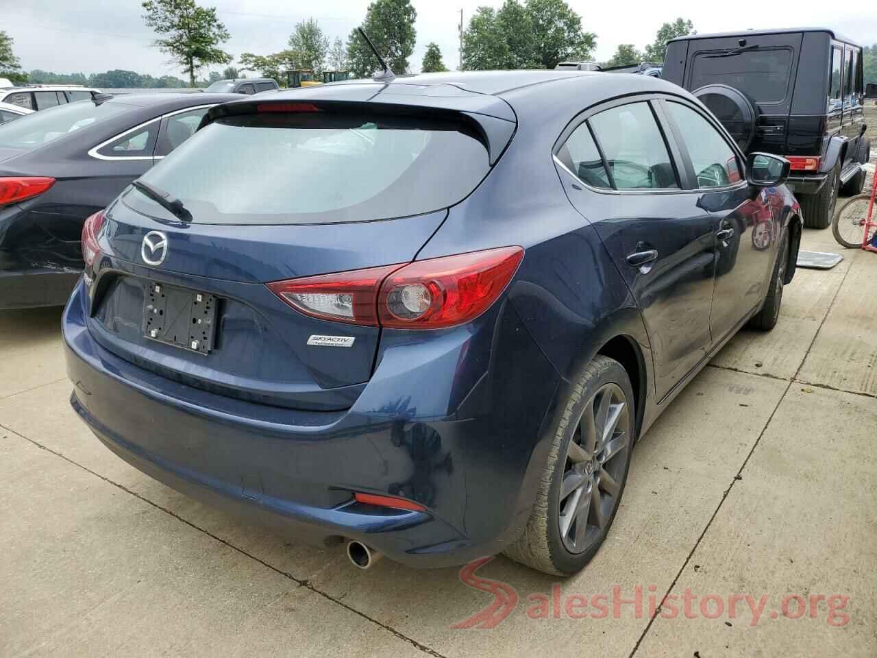 3MZBN1L3XJM252176 2018 MAZDA 3