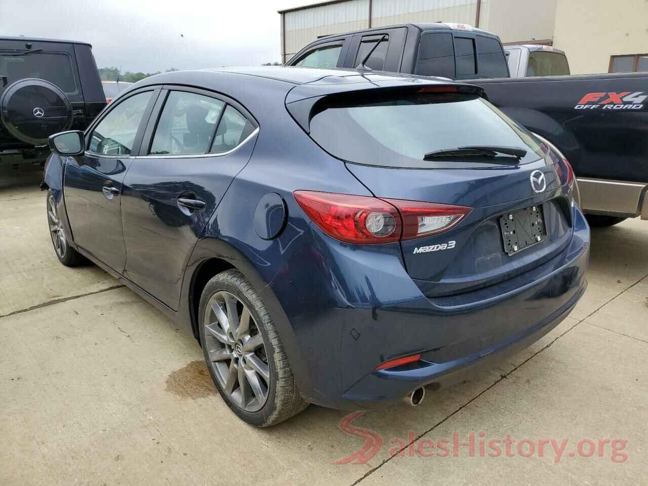 3MZBN1L3XJM252176 2018 MAZDA 3