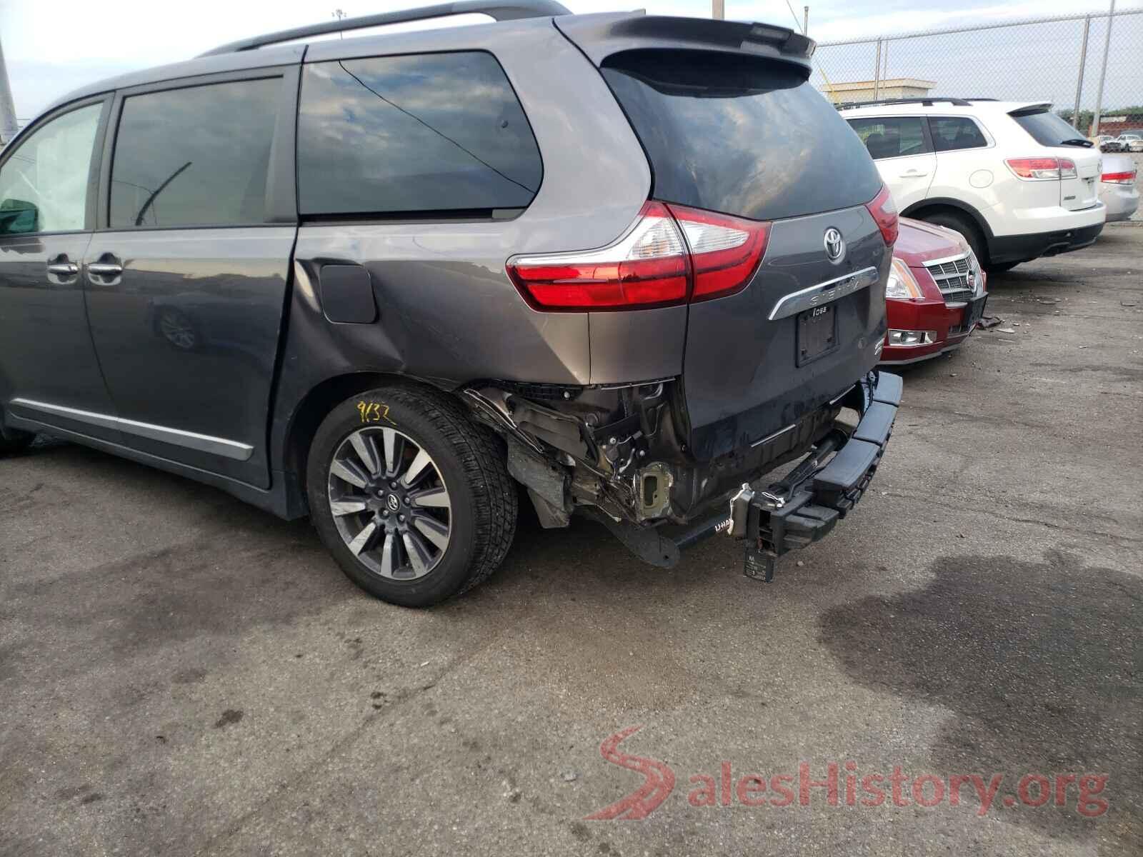 5TDDZ3DC2JS205055 2018 TOYOTA SIENNA