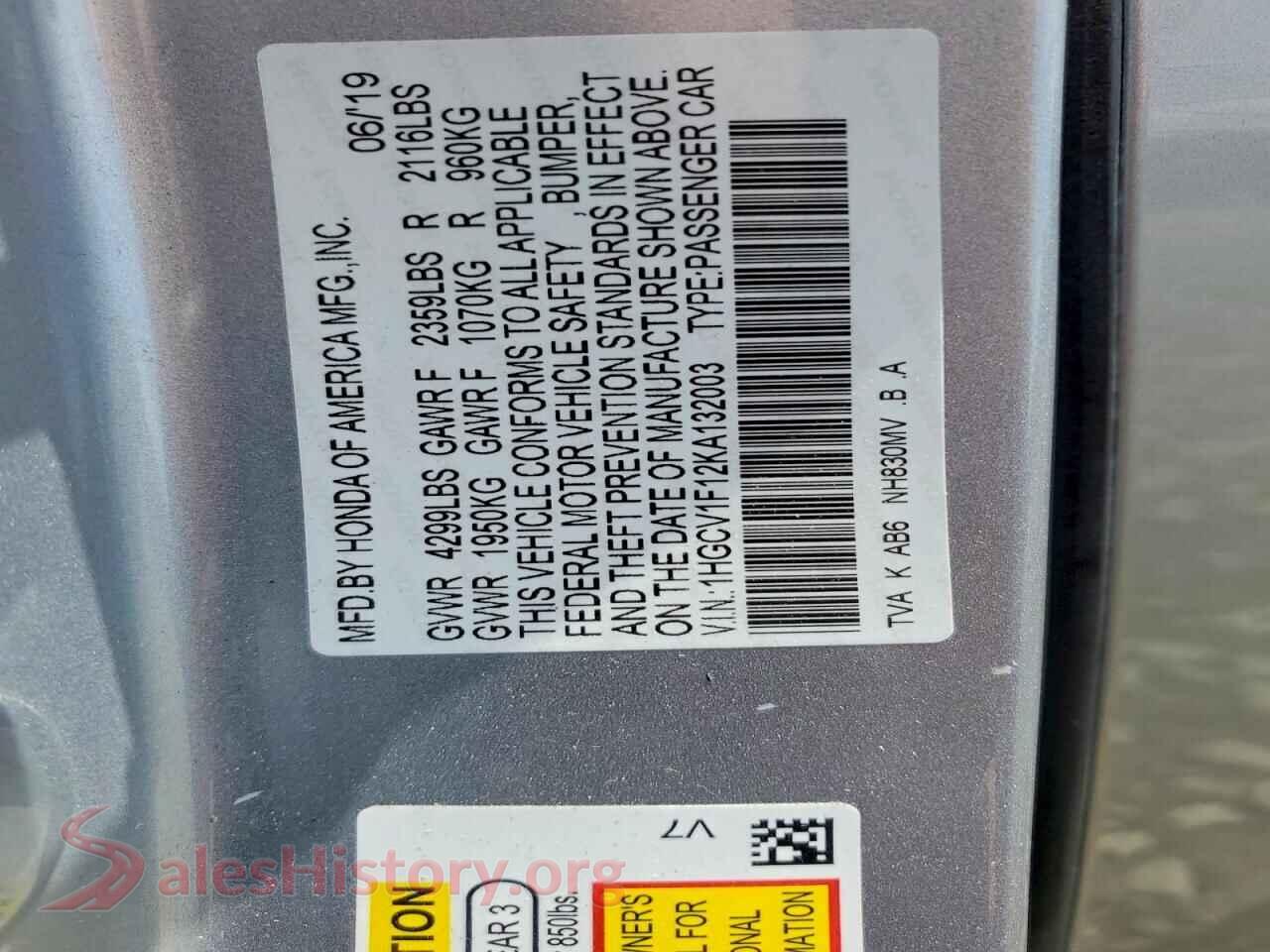 2019 HONDA ACCORD VIN 1HGCV1F12KA132003, trunk area