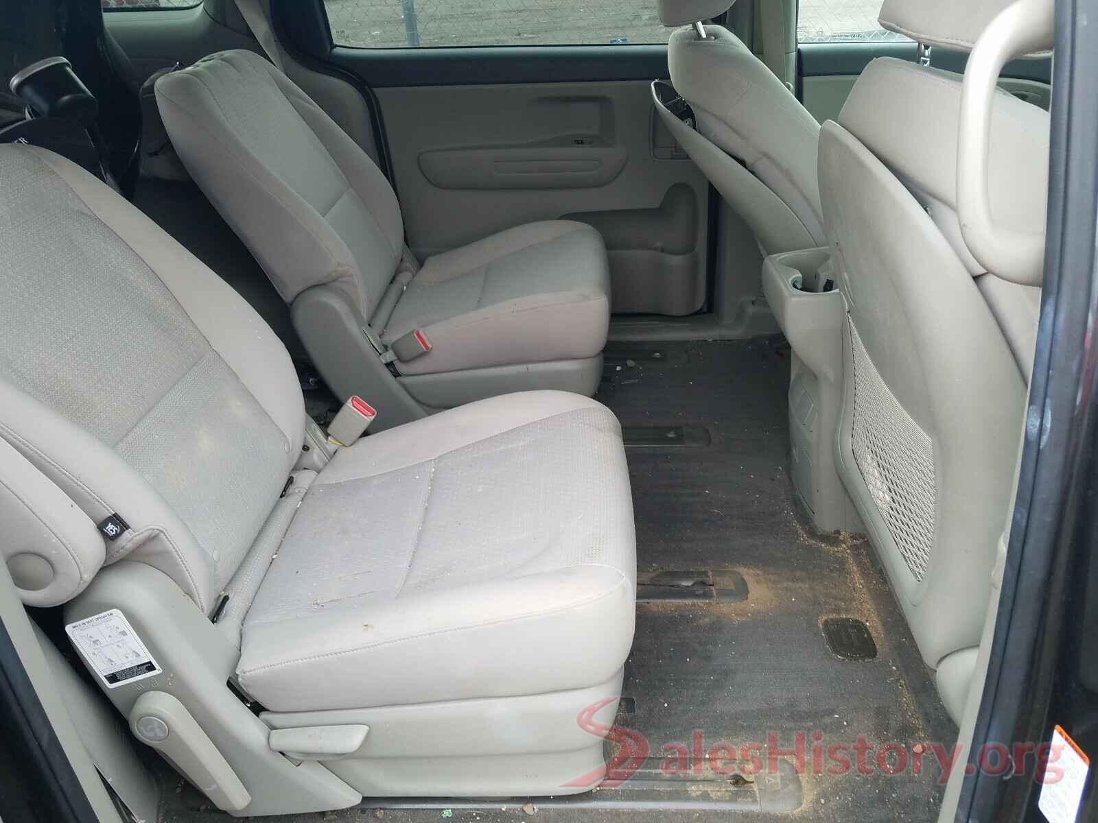 KNDMB5C15H6323045 2017 KIA SEDONA