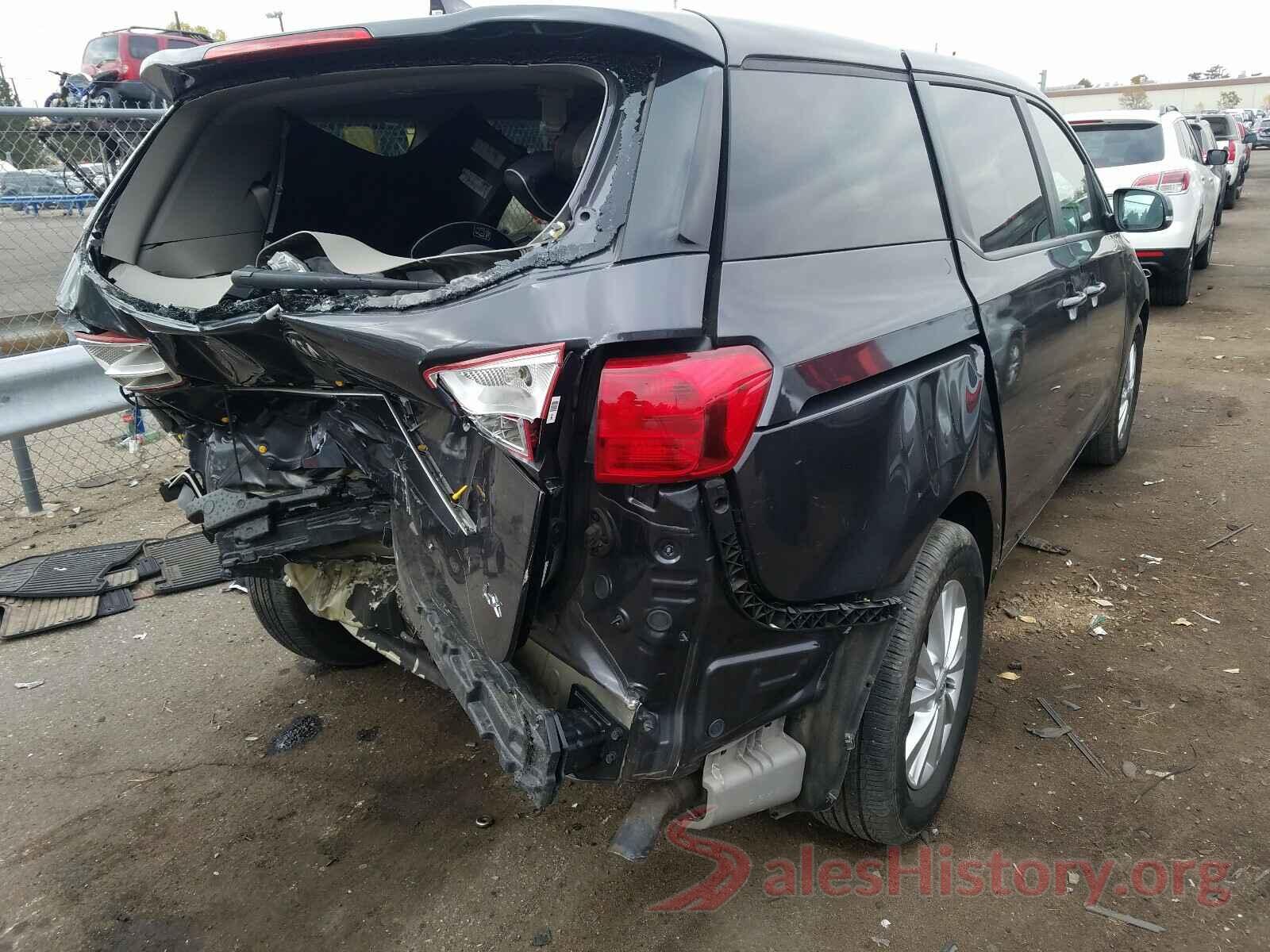 KNDMB5C15H6323045 2017 KIA SEDONA