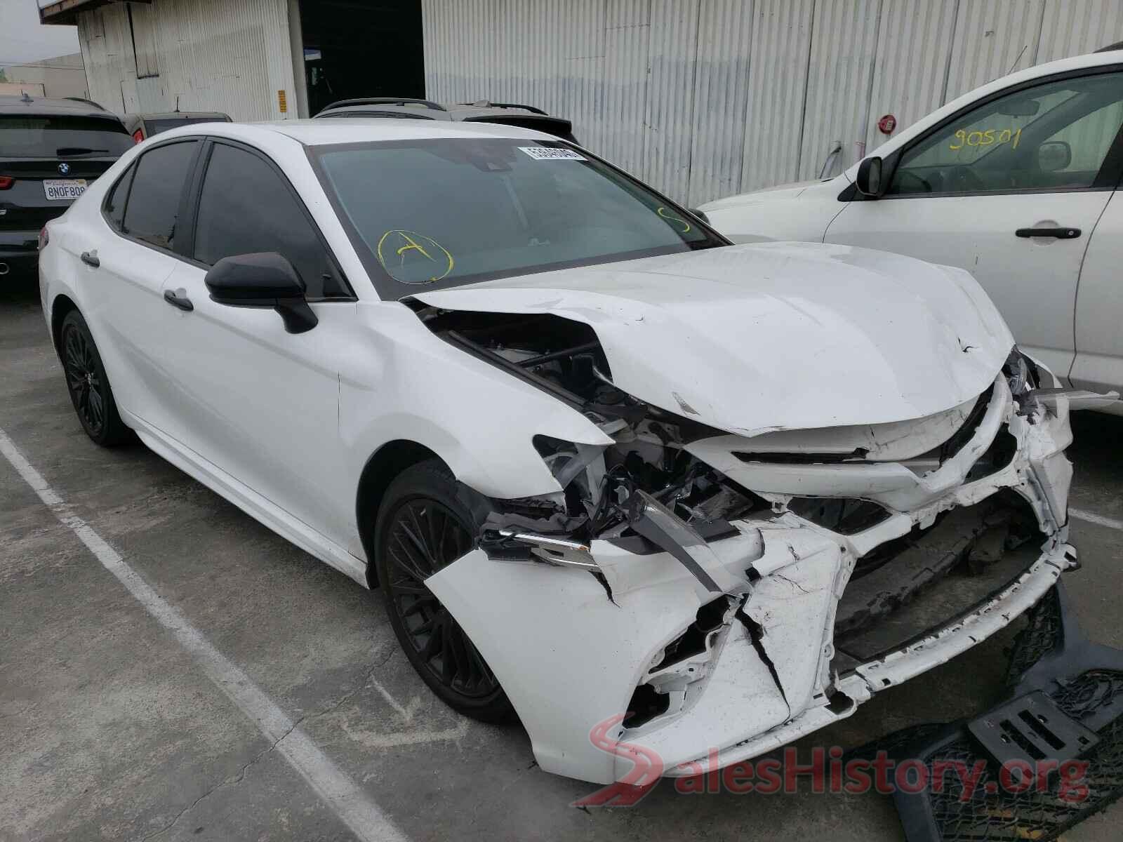 4T1B11HK8KU237960 2019 TOYOTA CAMRY