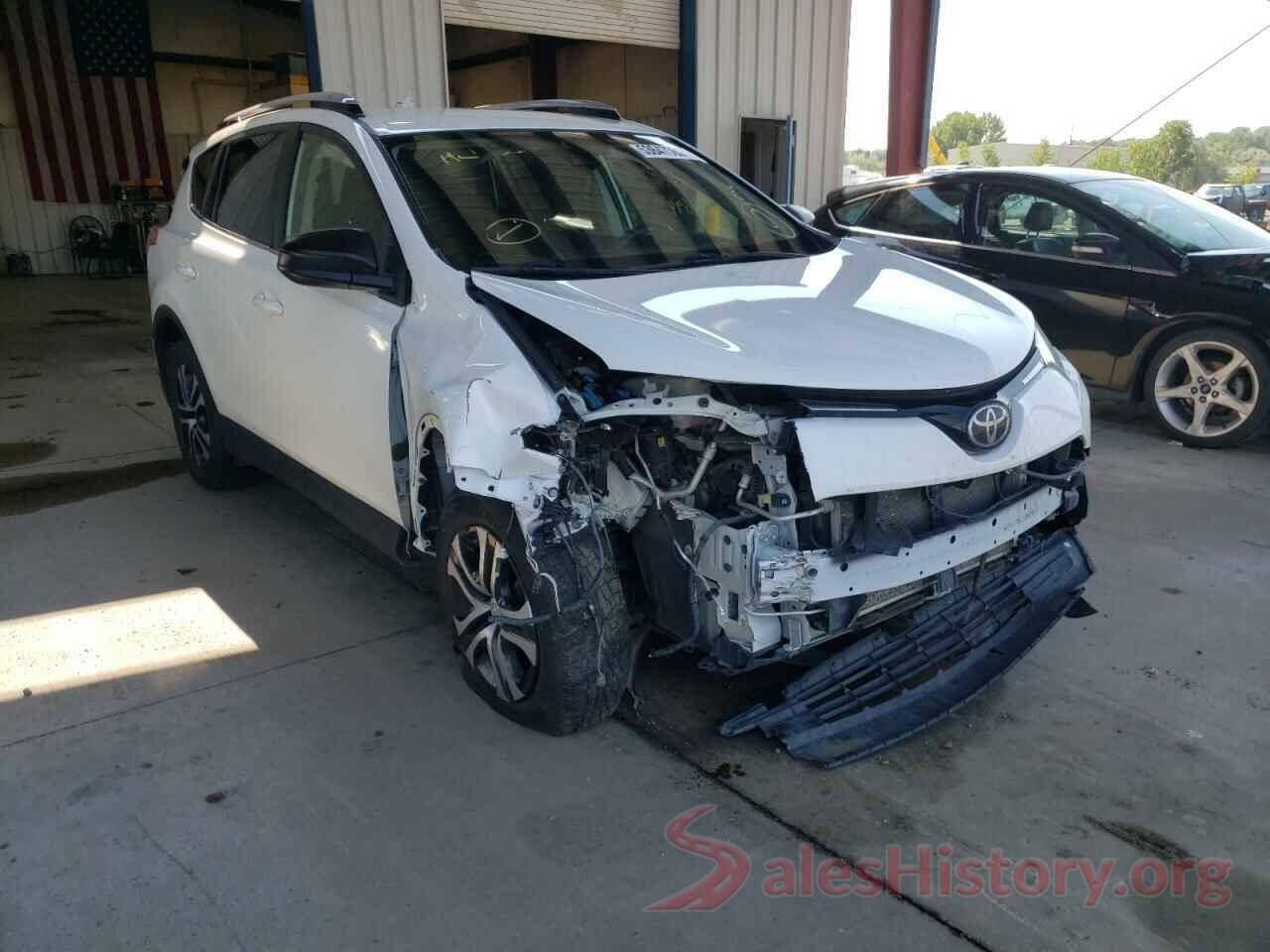 JTMBFREV2HJ143215 2017 TOYOTA RAV4