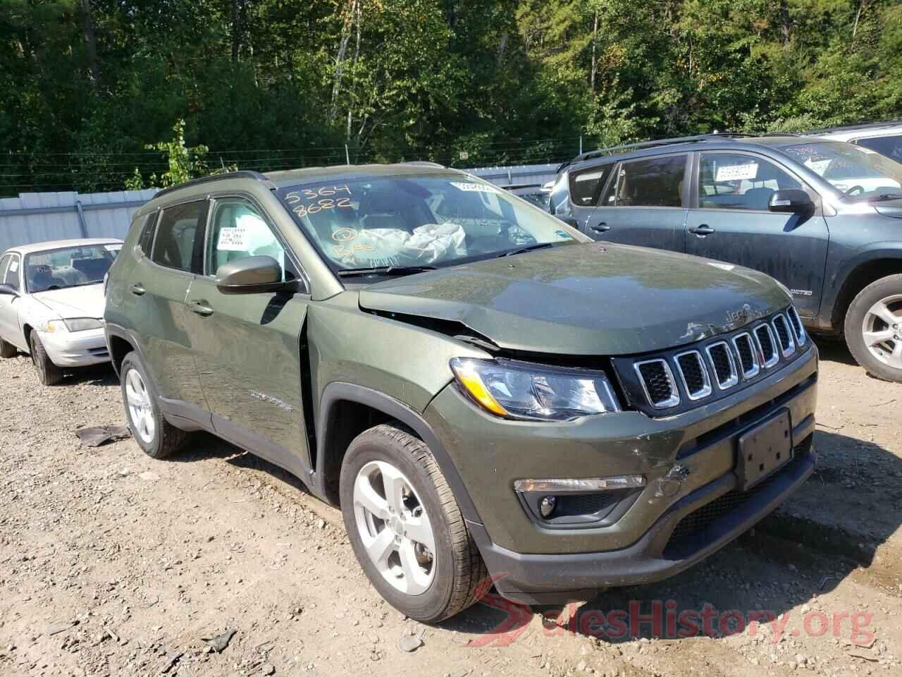 3C4NJDBB4KT813629 2019 JEEP COMPASS