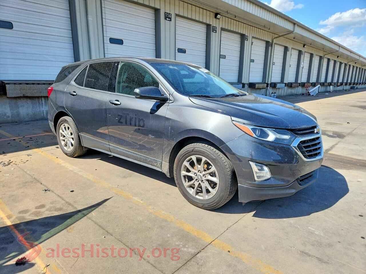 2020 CHEVROLET EQUINOX VIN 2GNAXJEV8L6241446, rear 3/4 view
