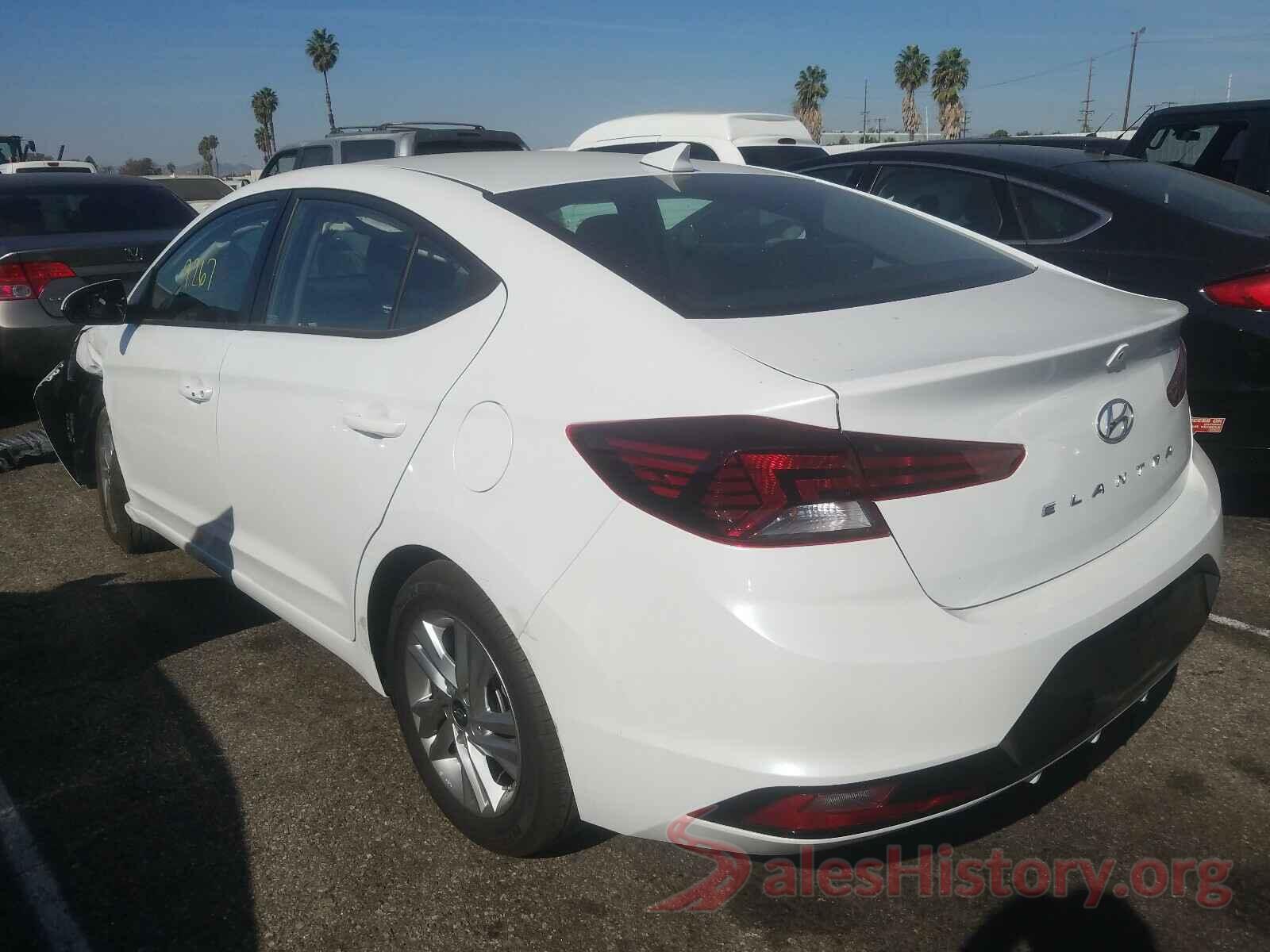 5NPD84LFXLH556695 2020 HYUNDAI ELANTRA