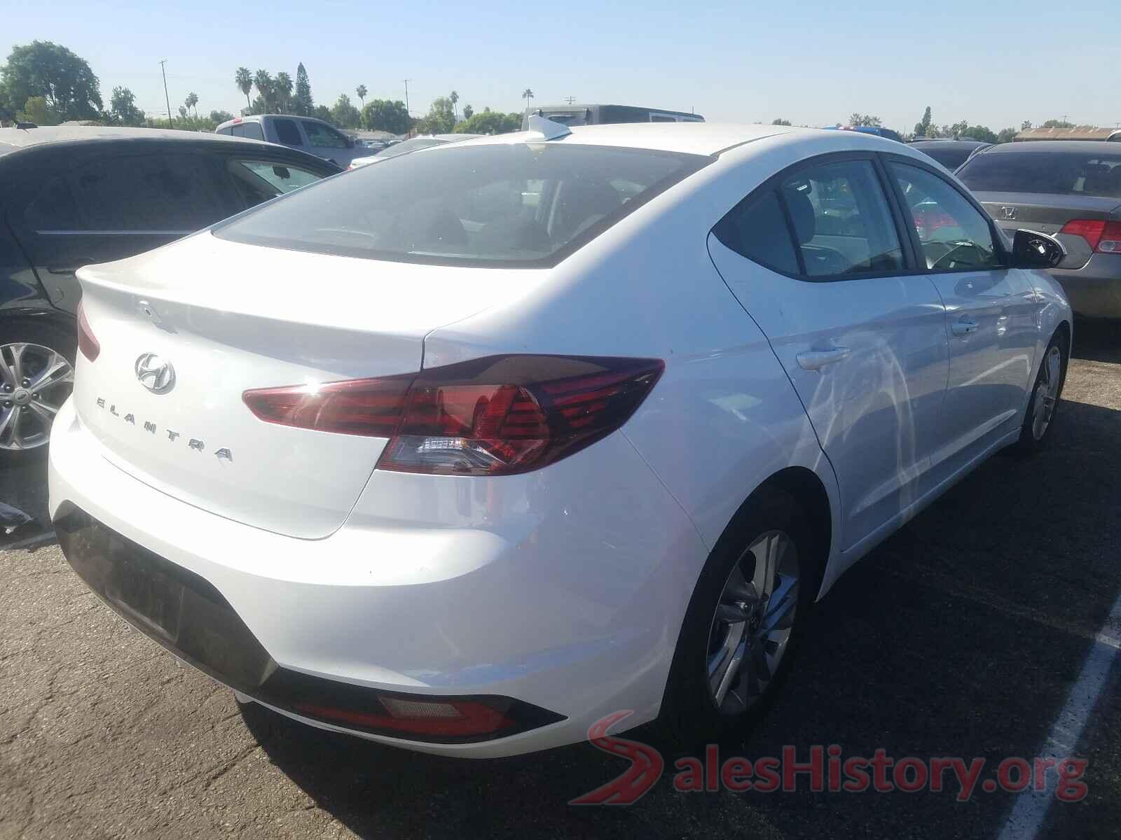 5NPD84LFXLH556695 2020 HYUNDAI ELANTRA