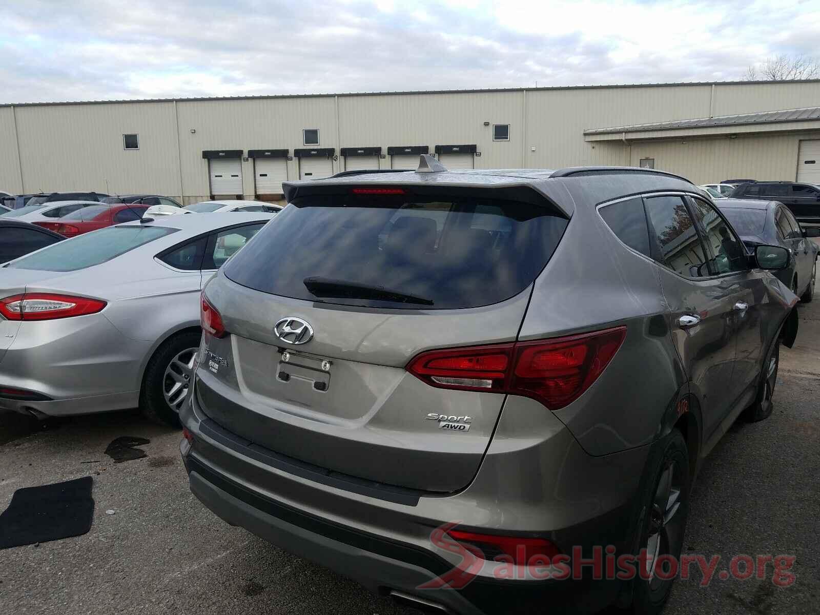 5NMZUDLB7JH098266 2018 HYUNDAI SANTA FE